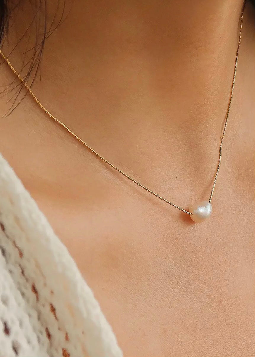 Cia Pearl Necklace